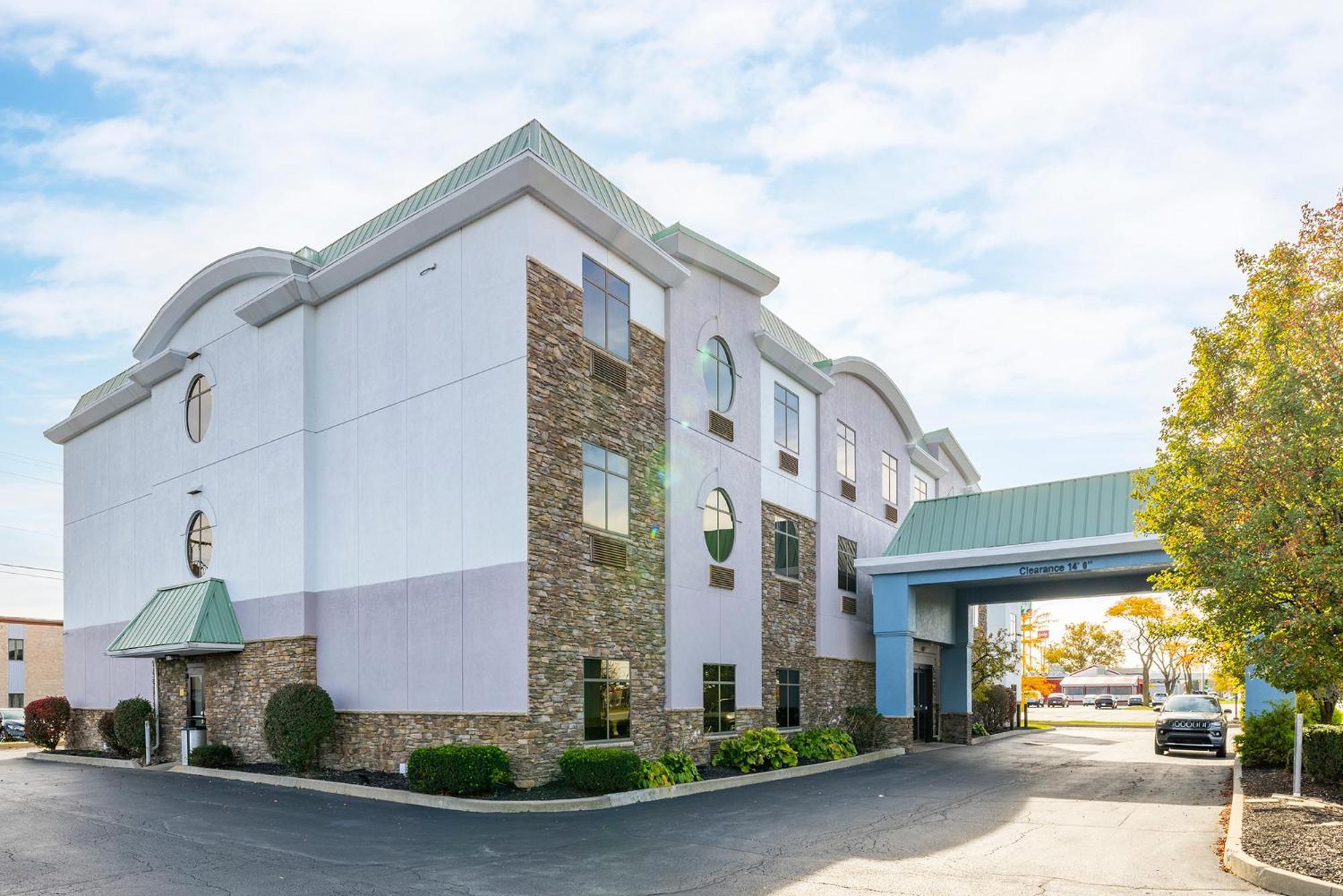 Comfort Suites Perrysburg - Toledo South Εξωτερικό φωτογραφία